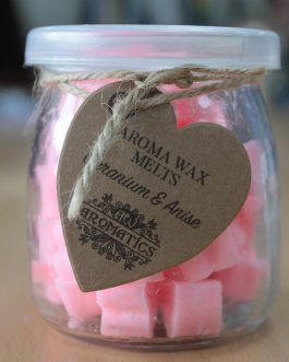 Aroma Wax melts – 60 Mini Hearts Geranium & Anise.