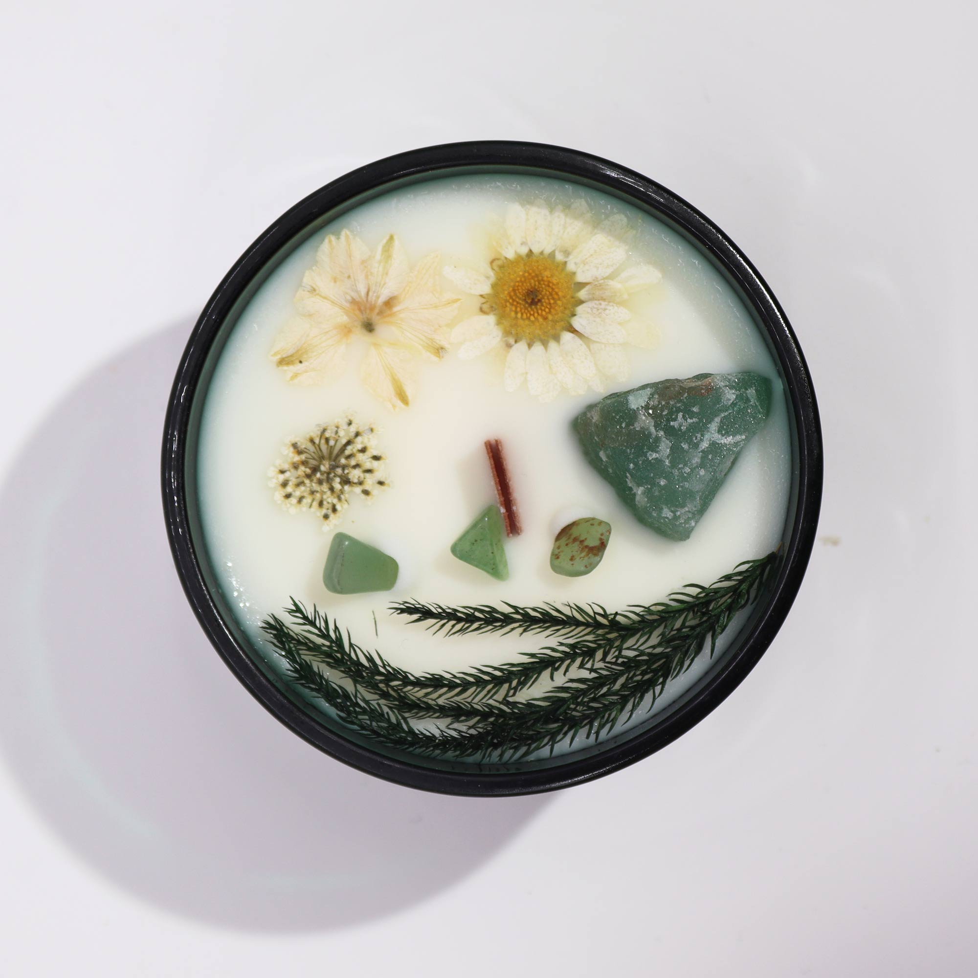 Hop Hare Jade crystal & Flower Candle - The Magician - Image 4